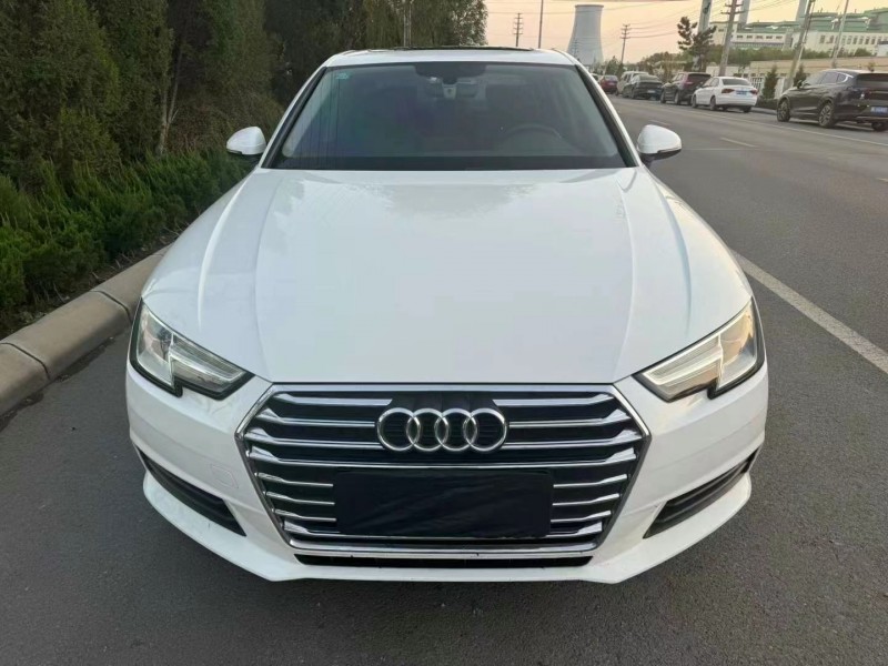 济宁16年奥迪A4L1