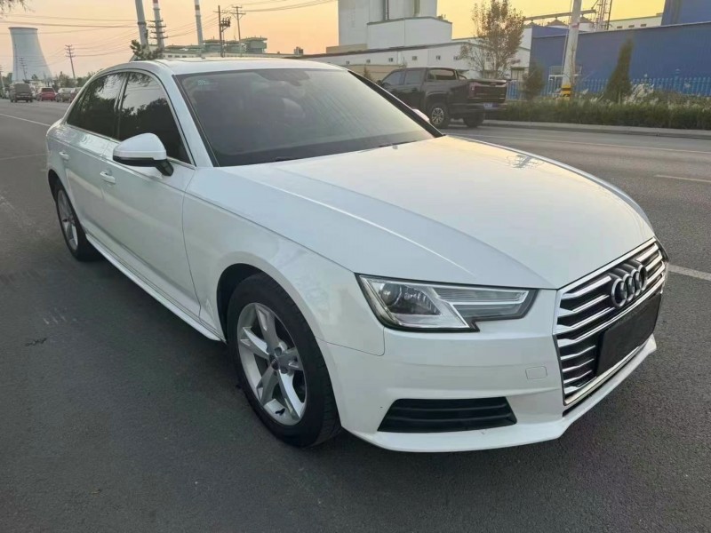 济宁16年奥迪A4L2