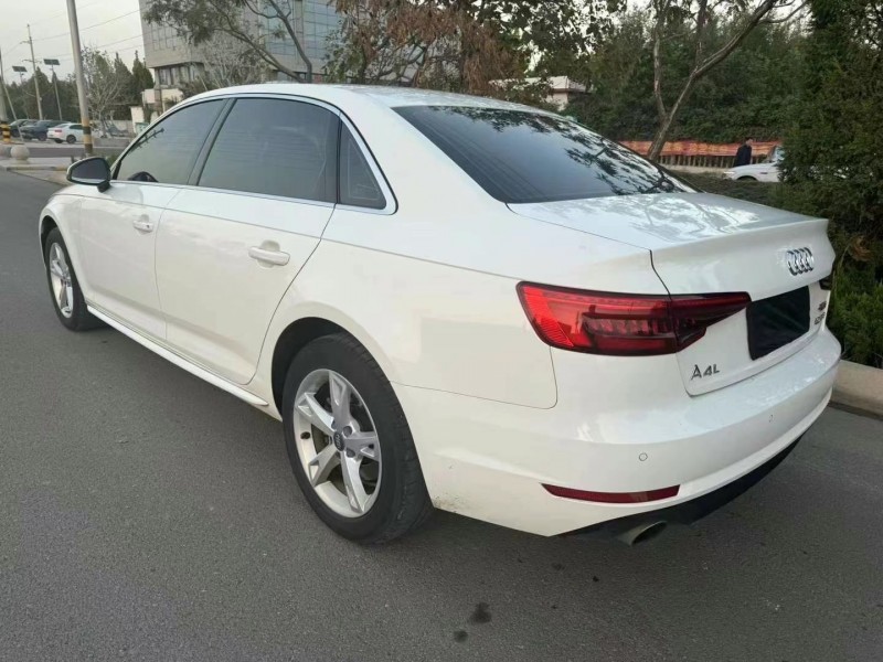济宁16年奥迪A4L9