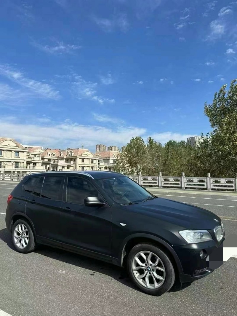 济宁13年宝马X32