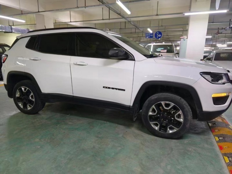 寶雞17年Jeep指南者2