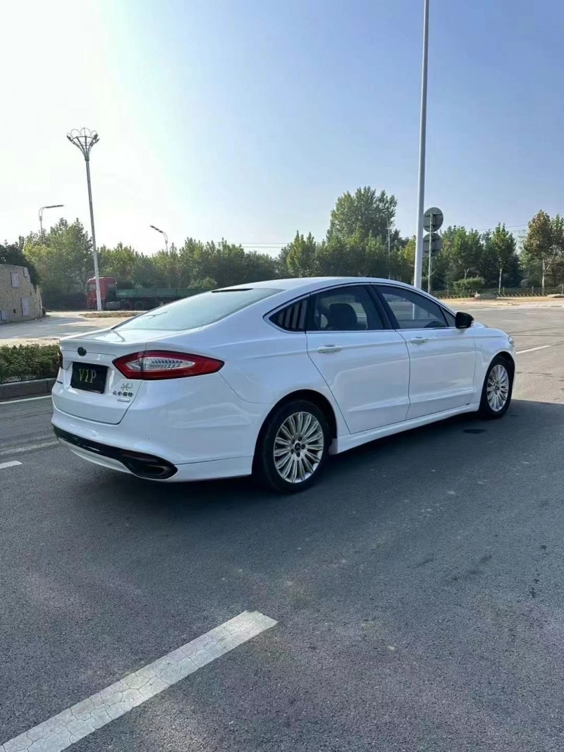 枣庄16年福特蒙迪欧8