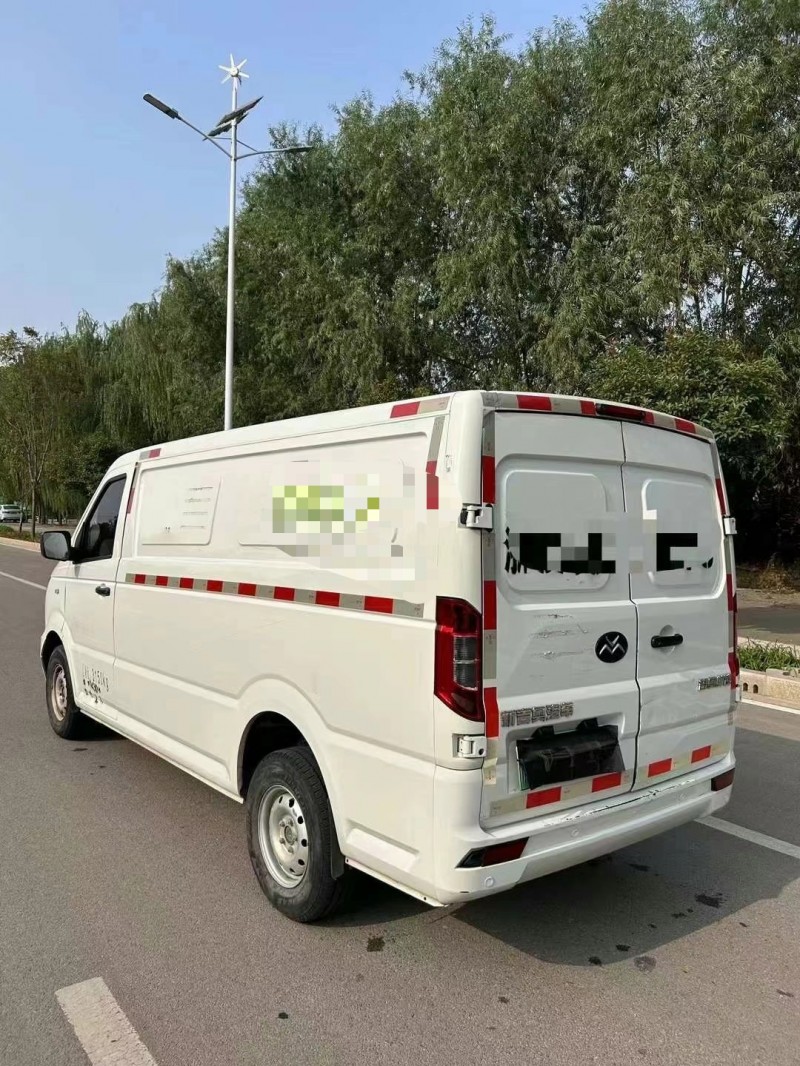 枣庄23年广汽吉奥帅凌8