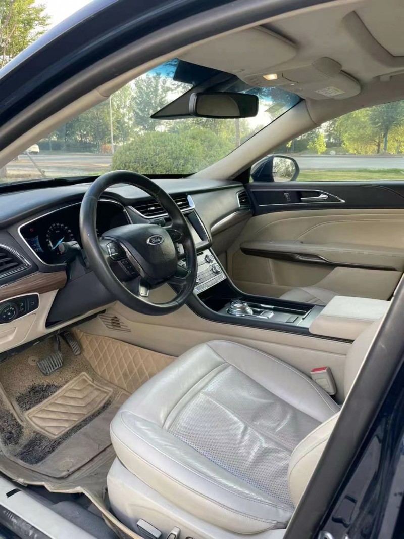 徐州16年福特金牛座6