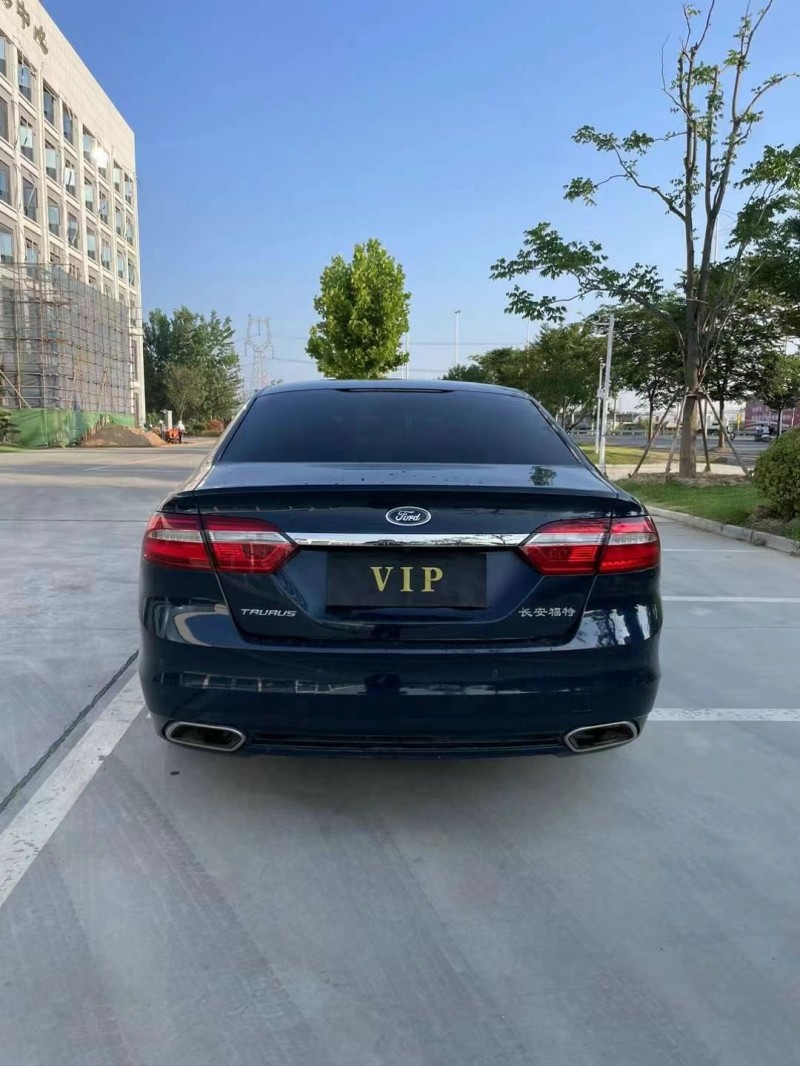 徐州16年福特金牛座9