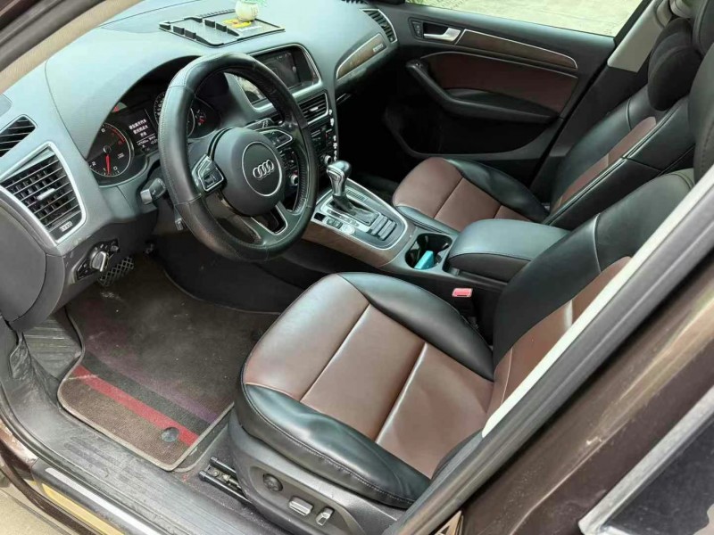 济宁16年奥迪Q55