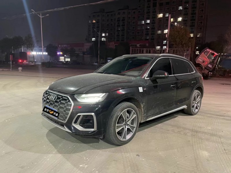 济宁22年奥迪Q52