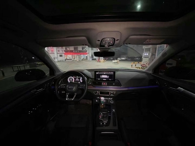 济宁22年奥迪Q55