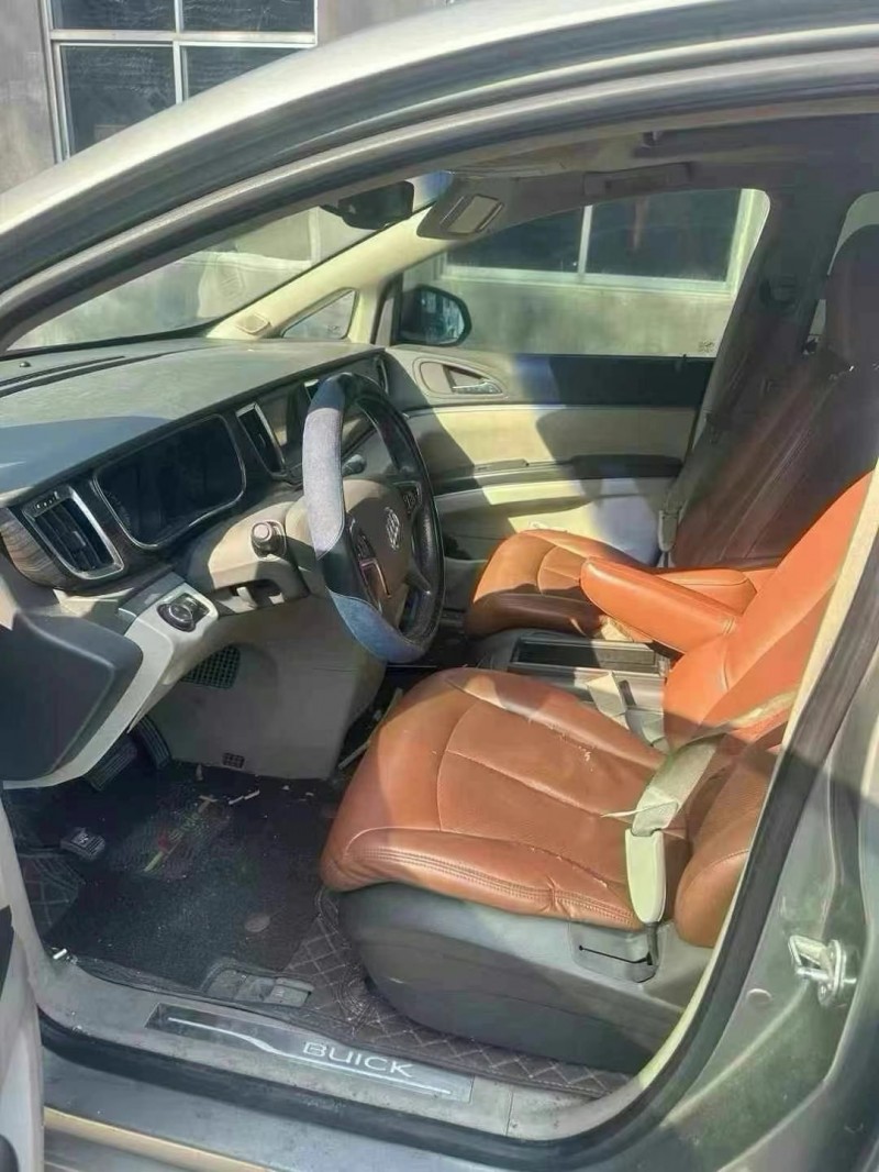 潍坊11年别克GL86