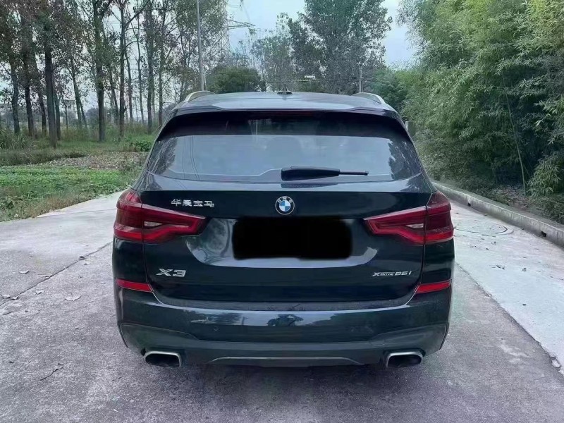 盐城19年宝马X35