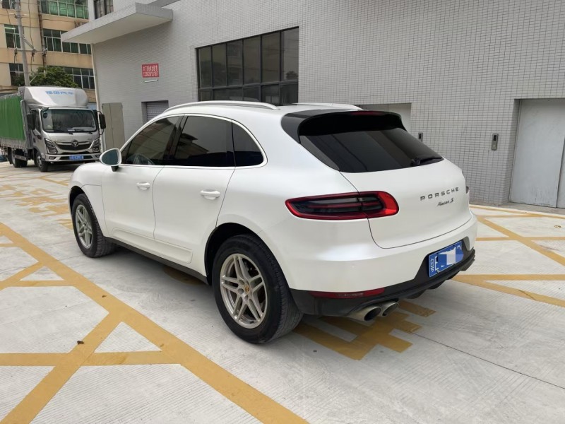 广州15年保时捷Macan9