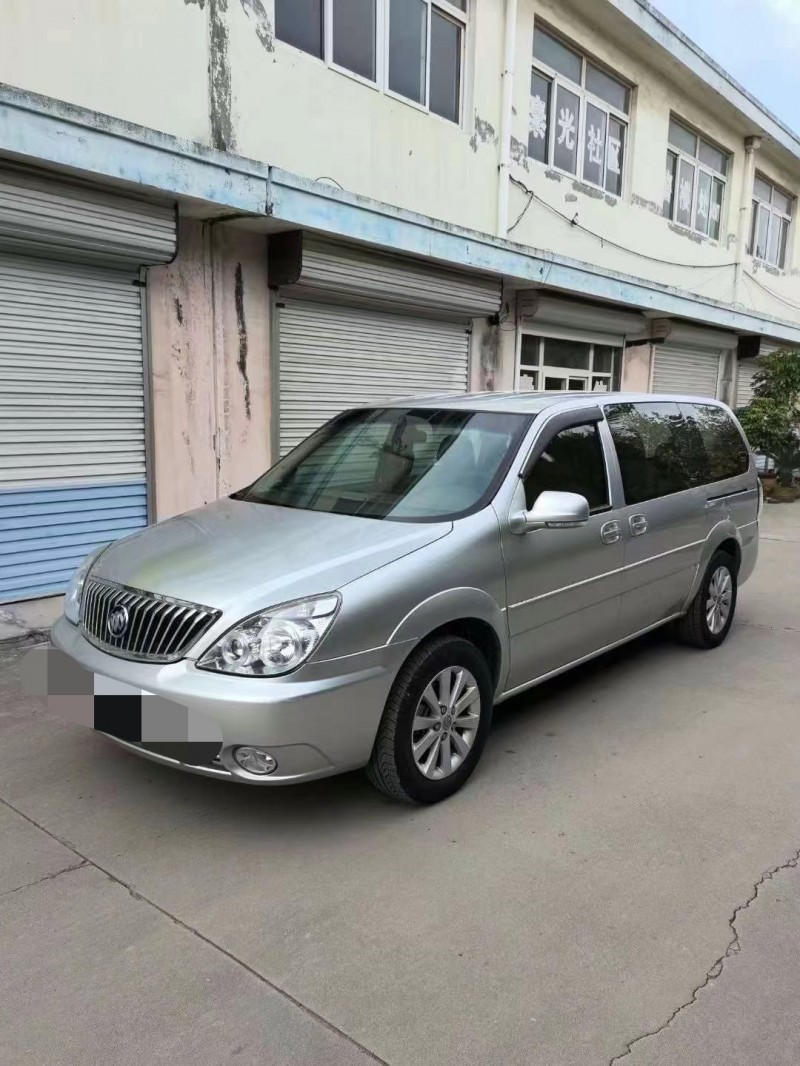 济宁16年别克GL83