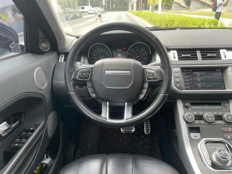 深圳14年路虎极光5