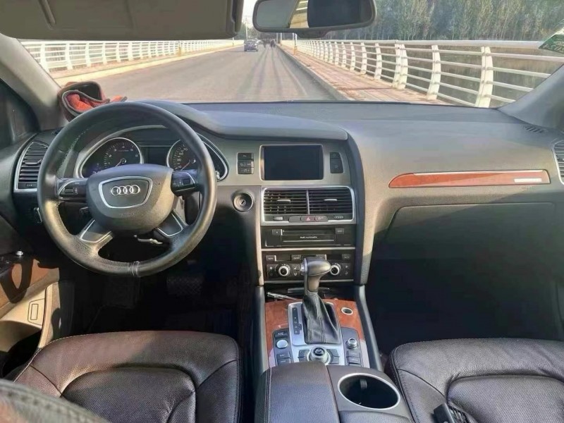 潍坊14年奥迪Q76