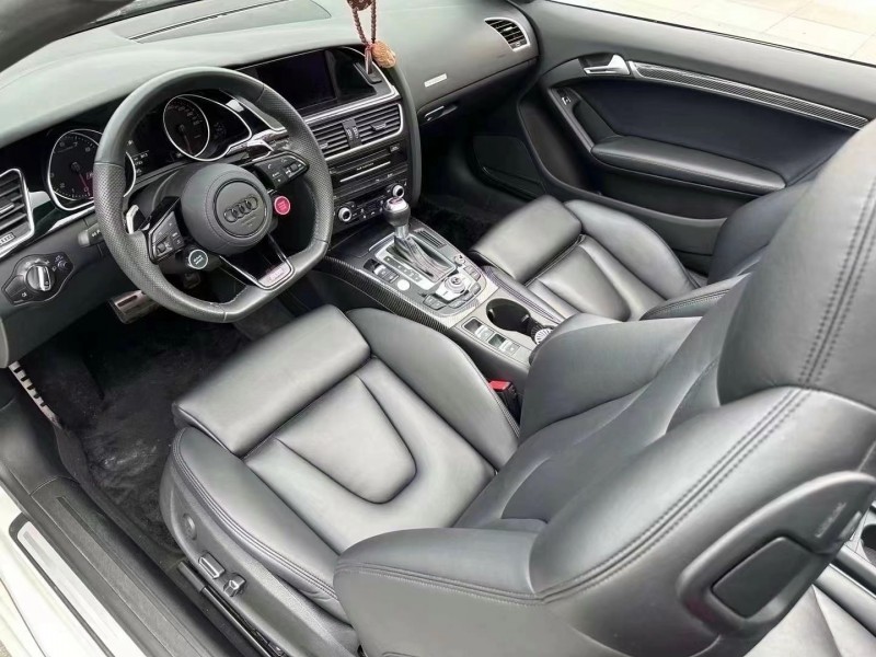 枣庄14年奥迪RS55