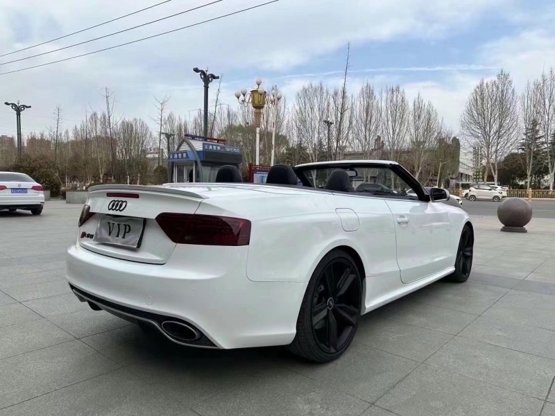 枣庄14年奥迪RS59