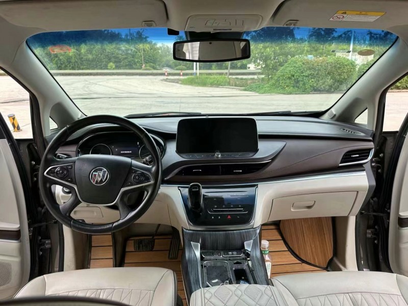 徐州21年别克GL85