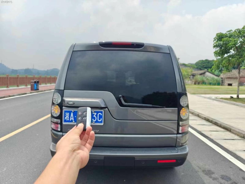 东莞16年路虎发现9