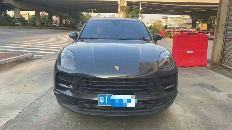广州19年保时捷Macan1