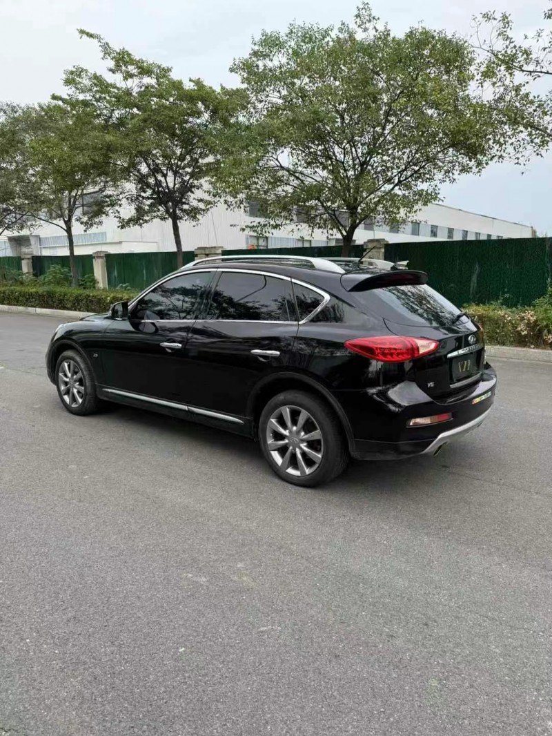 宿遷16年英菲尼迪QX505