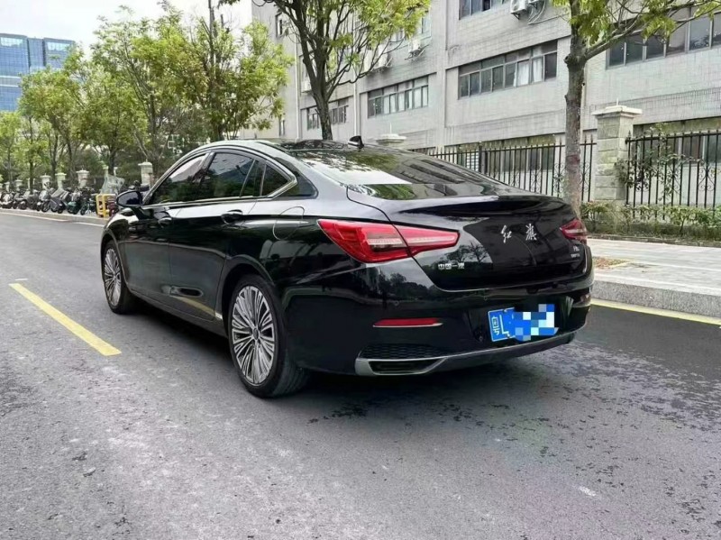 深圳22年紅旗H58