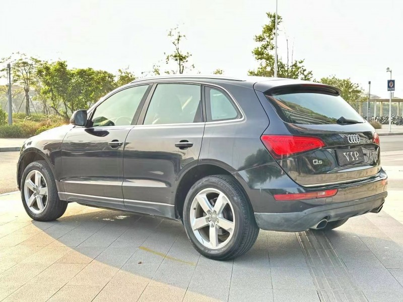 东莞16年奥迪Q58