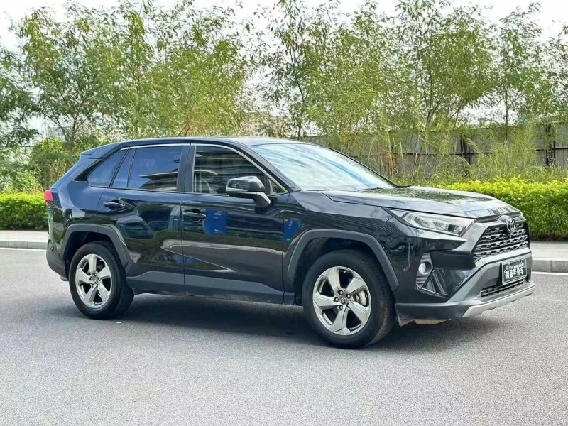 东莞22年丰田RAV4荣放2