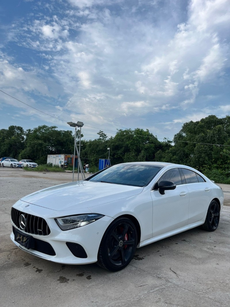 武汉19年奔驰CLS2