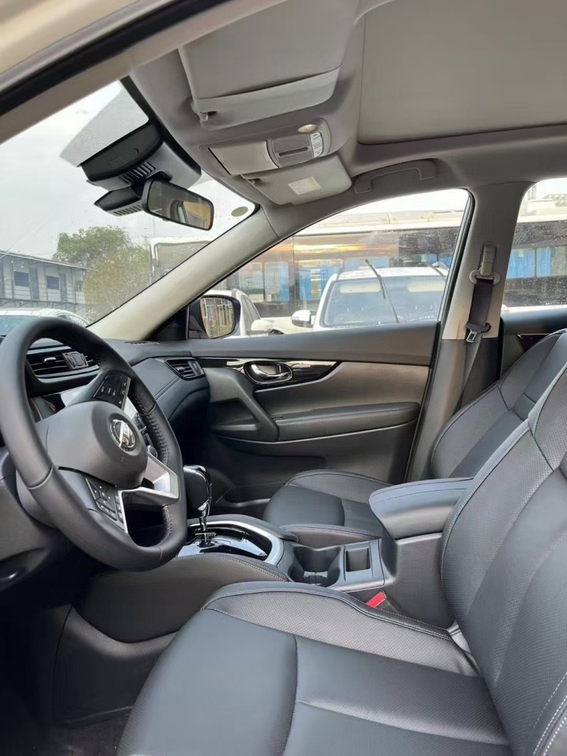 武汉24年日产奇骏5