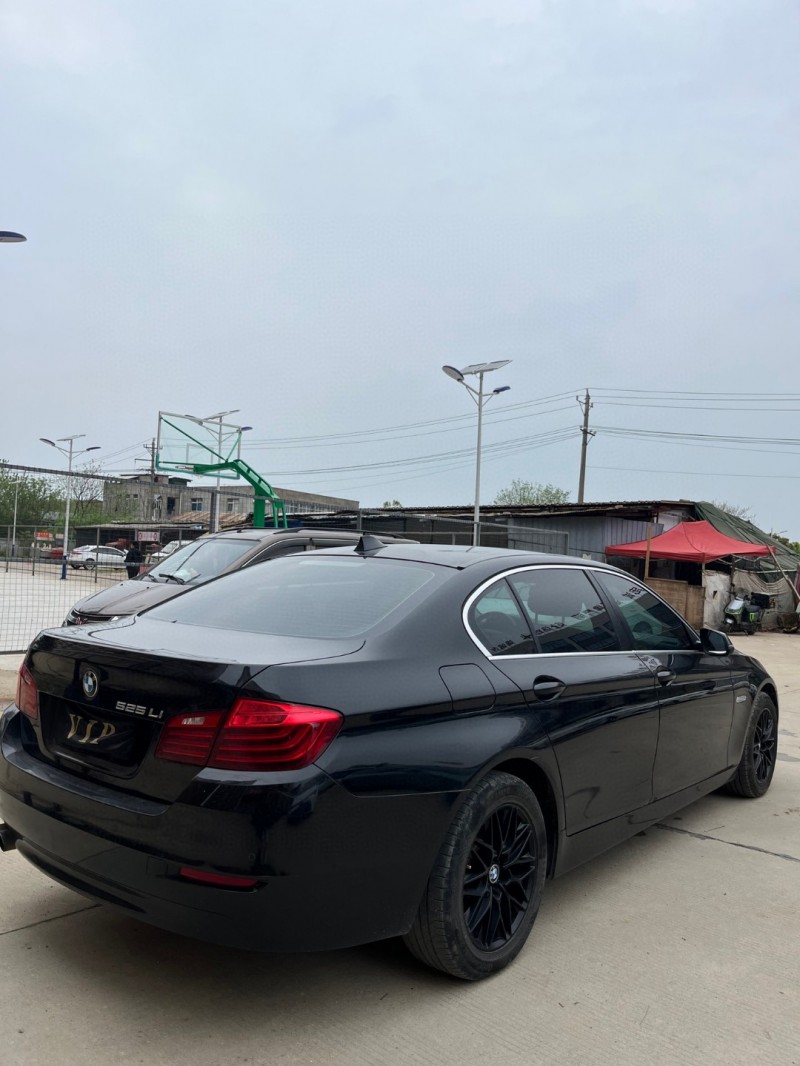 武汉14年宝马5系7