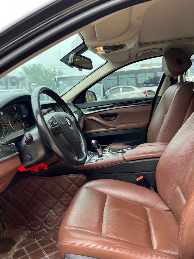 武汉14年宝马5系8