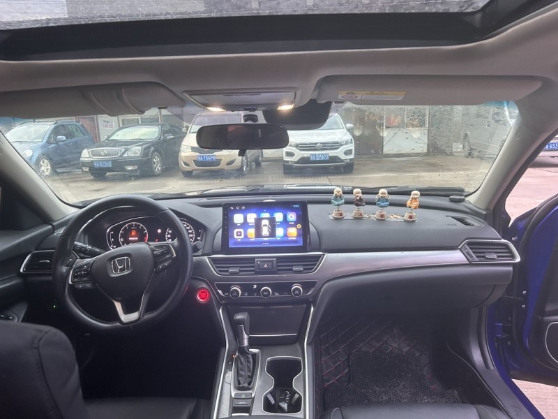 武汉19年本田雅阁6