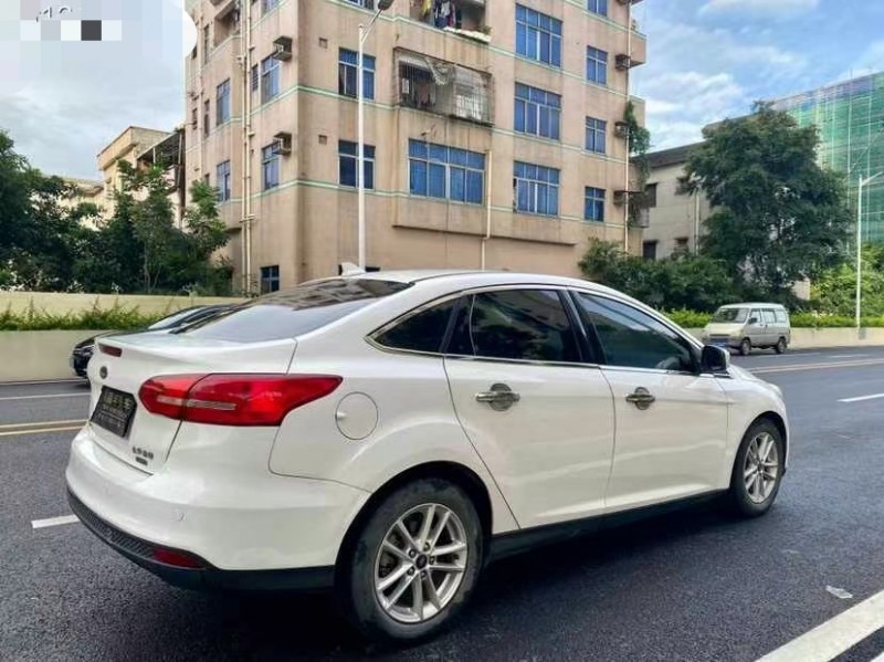 东莞16年福特福克斯7