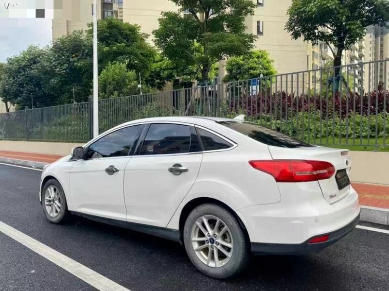 东莞16年福特福克斯9