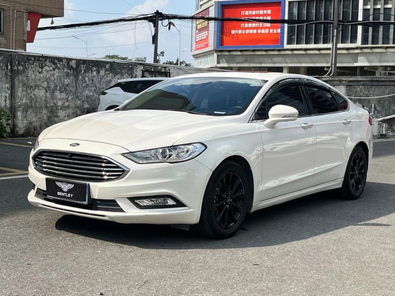 广州17年福特福克斯2