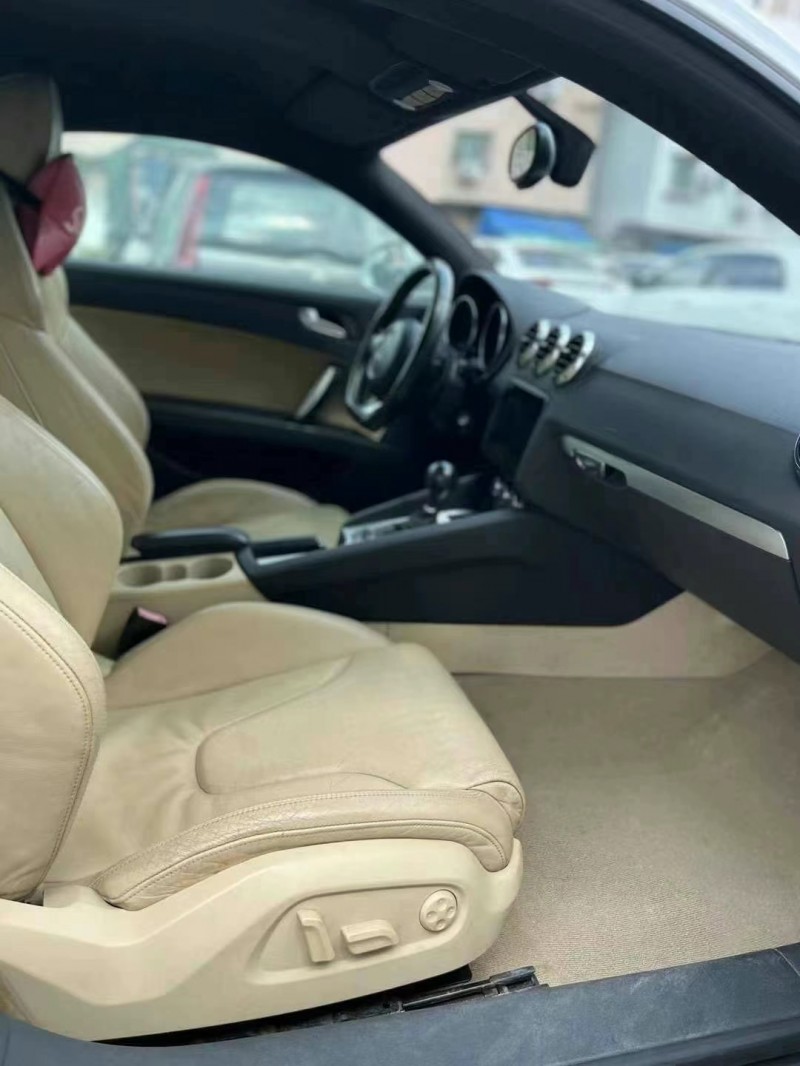 广州09年奥迪TT5