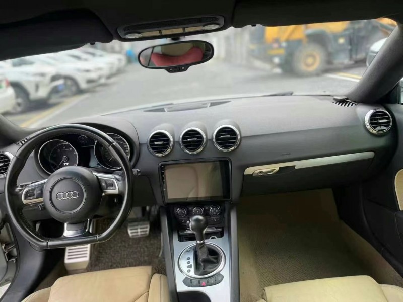 广州09年奥迪TT8