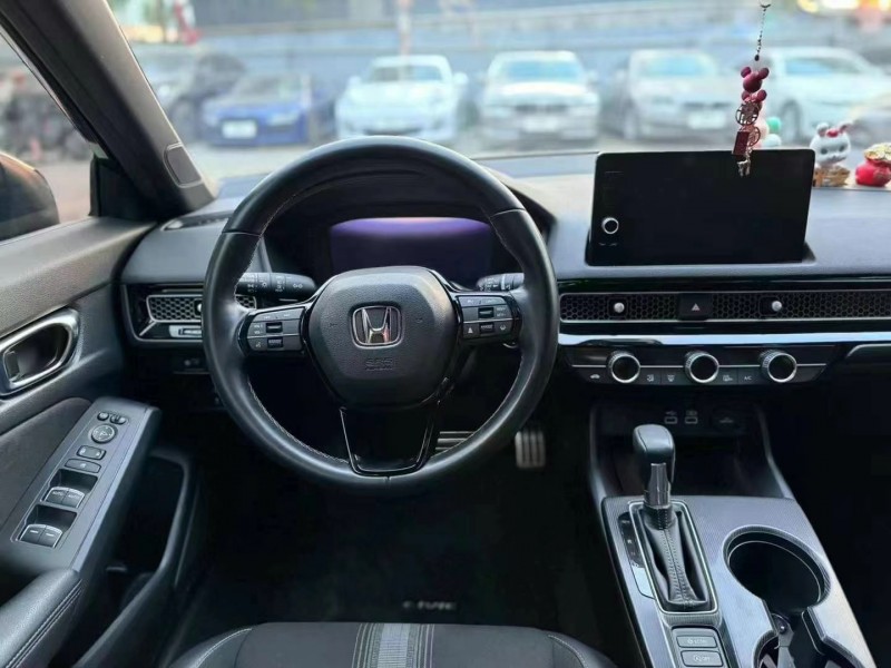 广州23年本田思域8