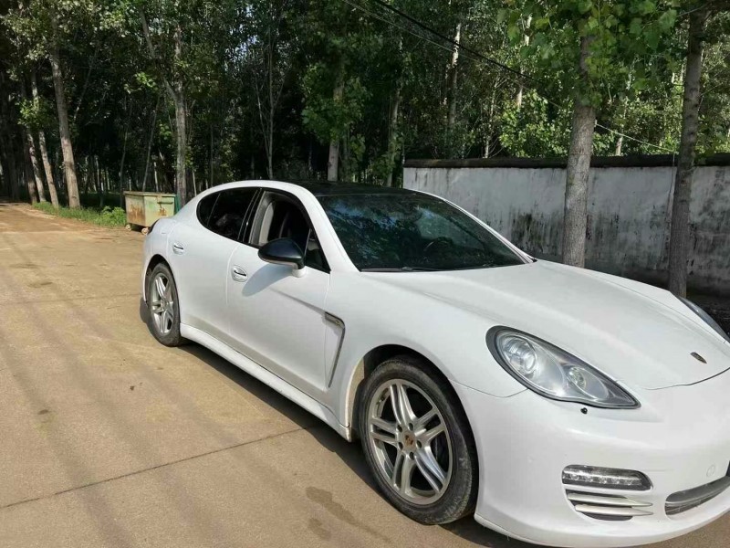 泰安13年保時捷帕拉梅拉2