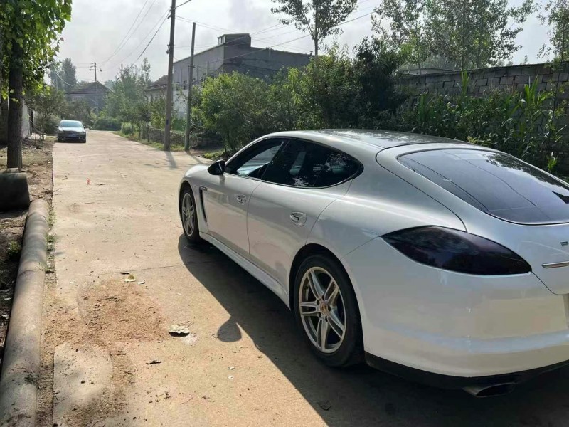 泰安13年保時捷帕拉梅拉6