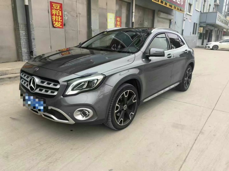 保定19年奔驰GLA2