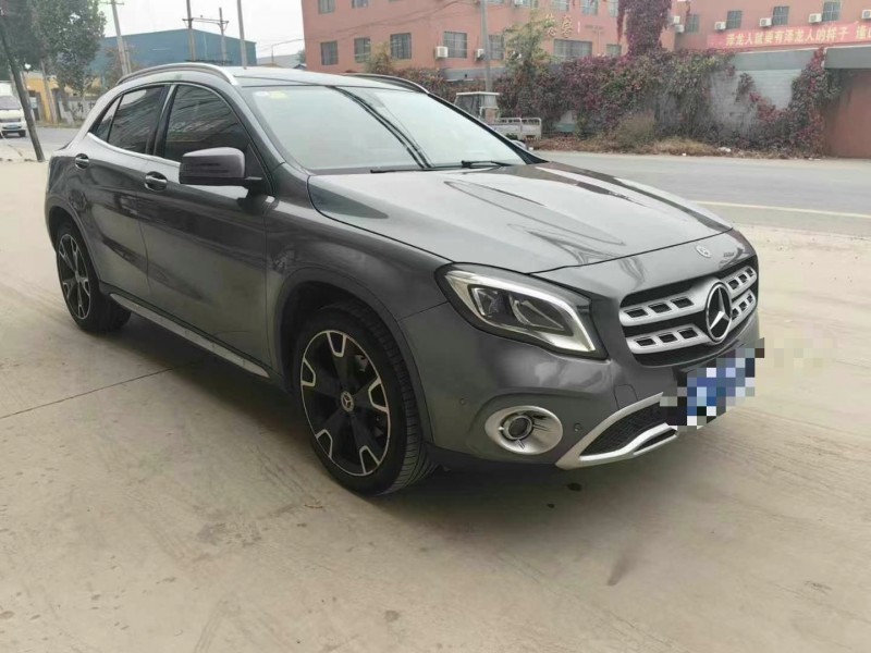 保定19年奔驰GLA5