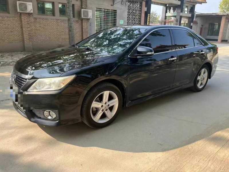 保定14年丰田凯美瑞2