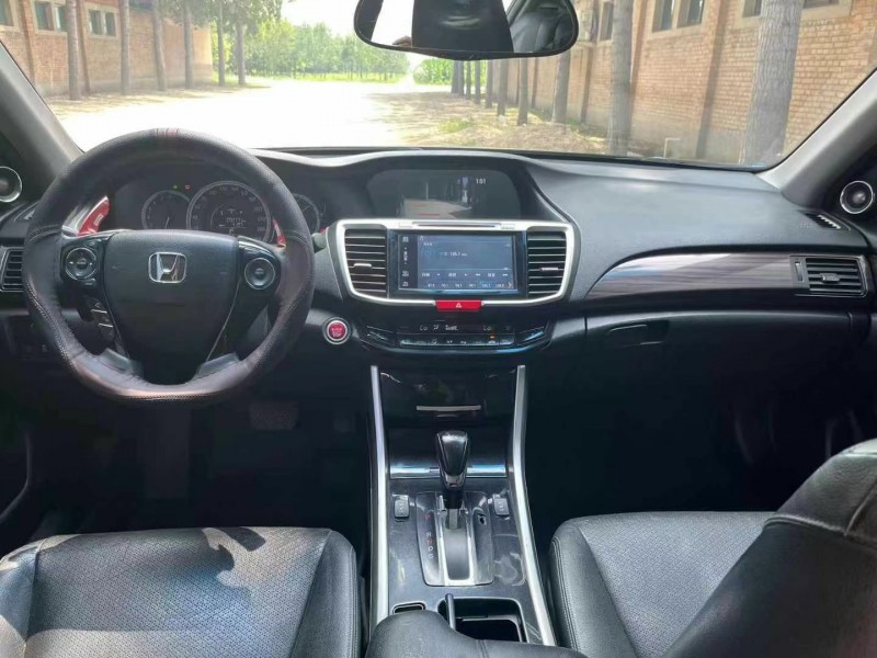 保定16年本田雅阁7