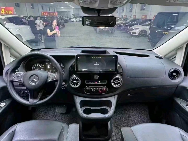 廊坊23年奔驰威霆6