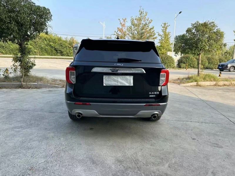 徐州22年福特探险者9