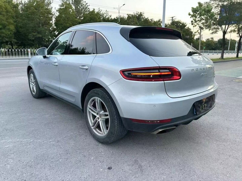 徐州15年保时捷Macan7