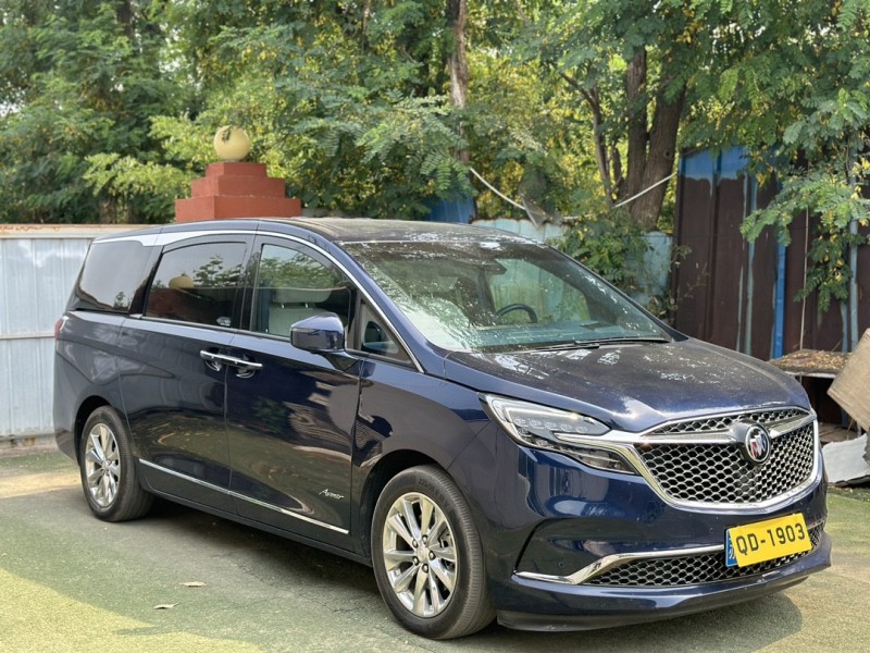 青岛21年别克艾维亚2