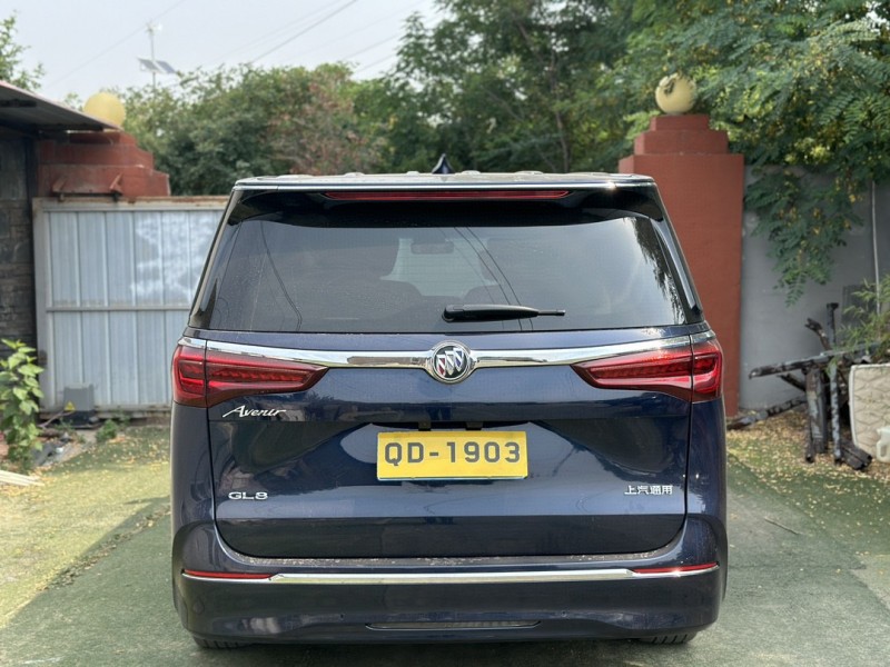 青岛21年别克艾维亚7