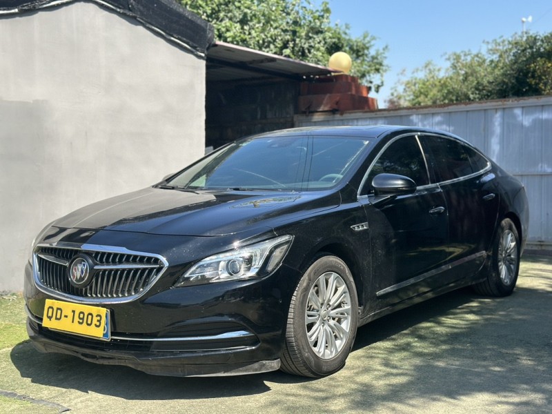 青岛17年别克君越2